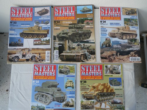Lot 018 revues militaires - , 5